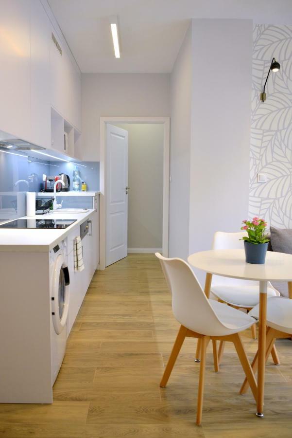 Chlodna Apartment By Your Freedom Warsaw Exterior photo
